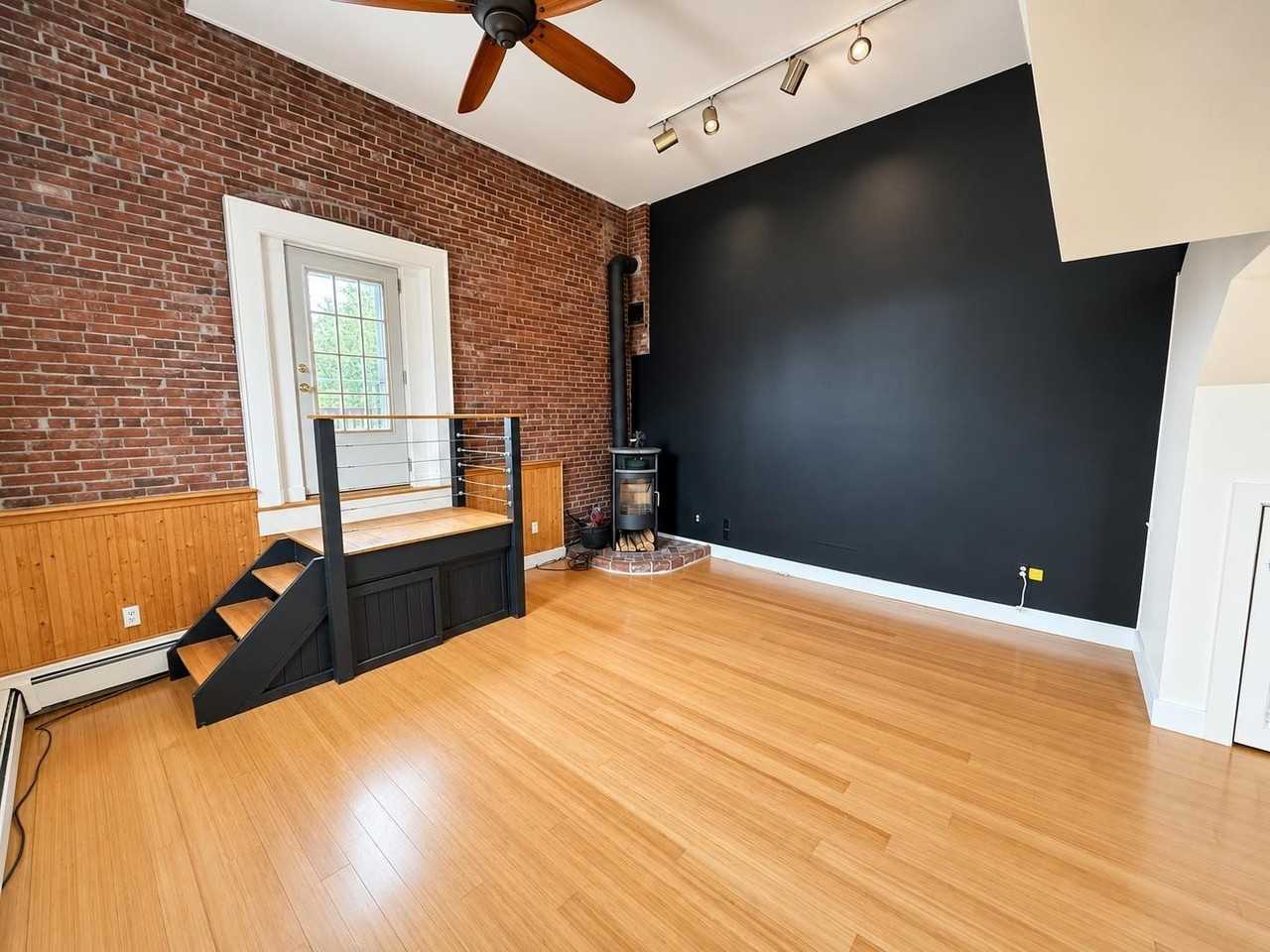 348 Maplewood Ave #4 - Photo 7 of 23
