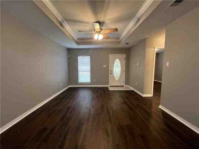 108 Brandi Ln - Photo 4 of 14