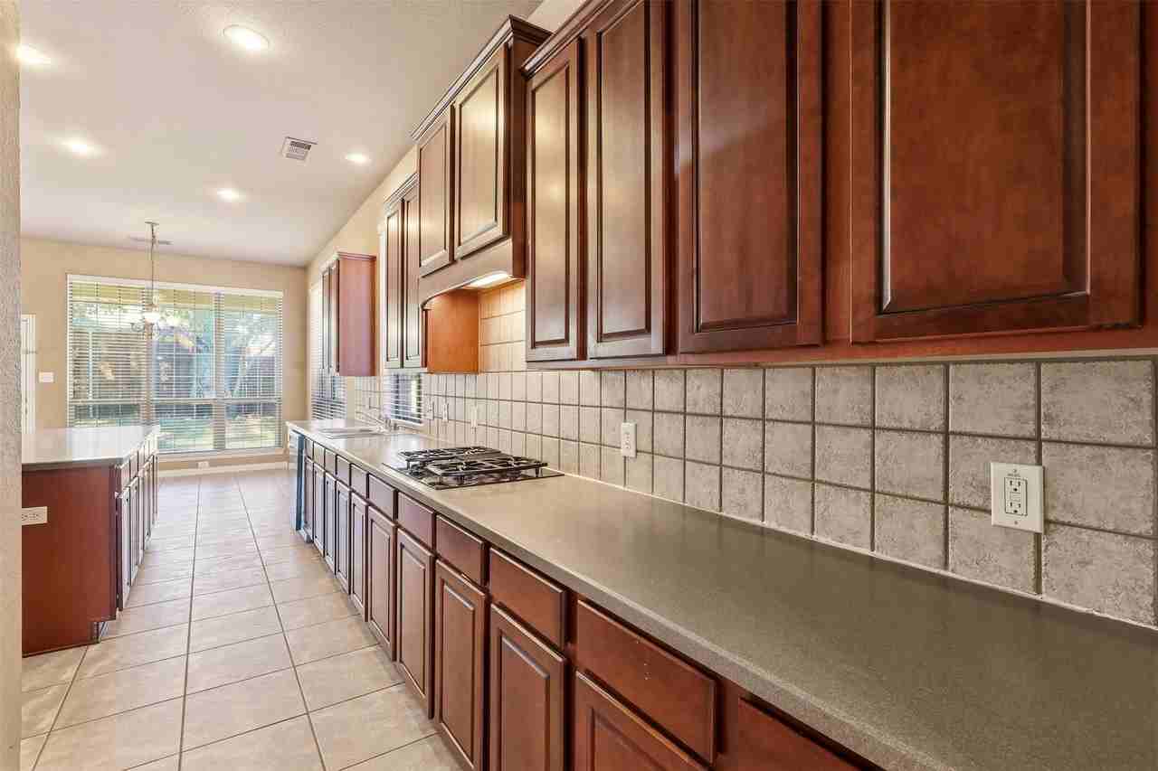 2633 Deer Hollow Dr - Photo 6 of 25