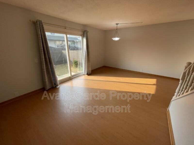 18144 93 Ave Nw - Photo 3 of 22