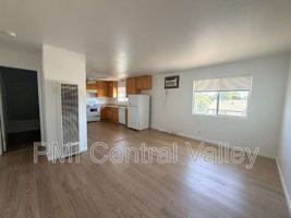 featured image of 111 N Walnut Ave #10