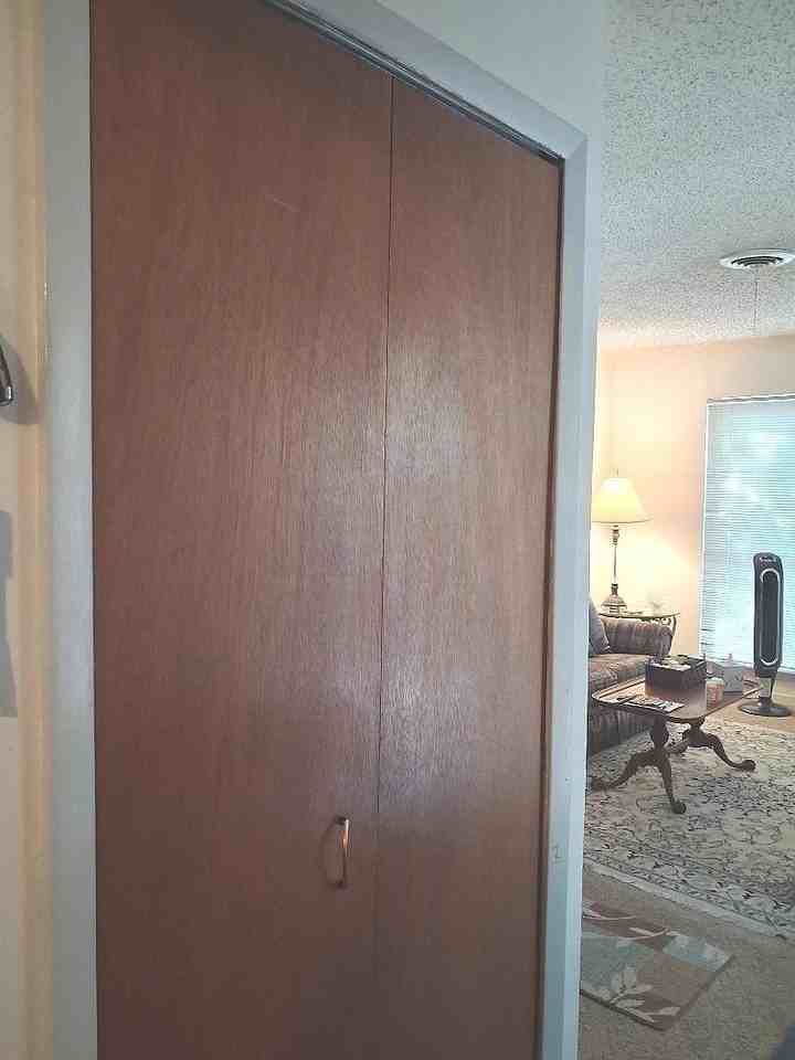 61 Somerset Ter - Photo 2 of 22