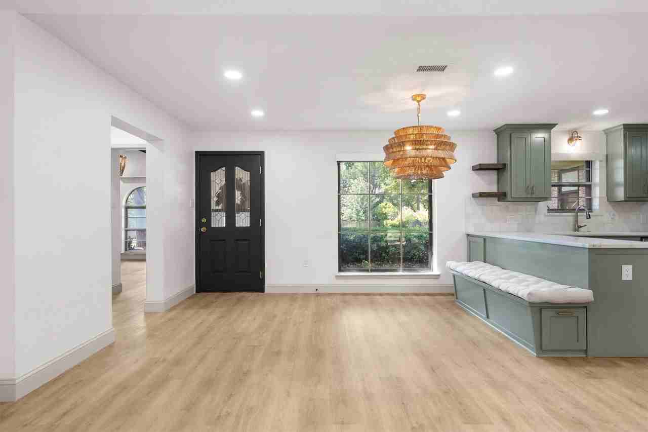 2108 Forest Hills Rd - Photo 6 of 40