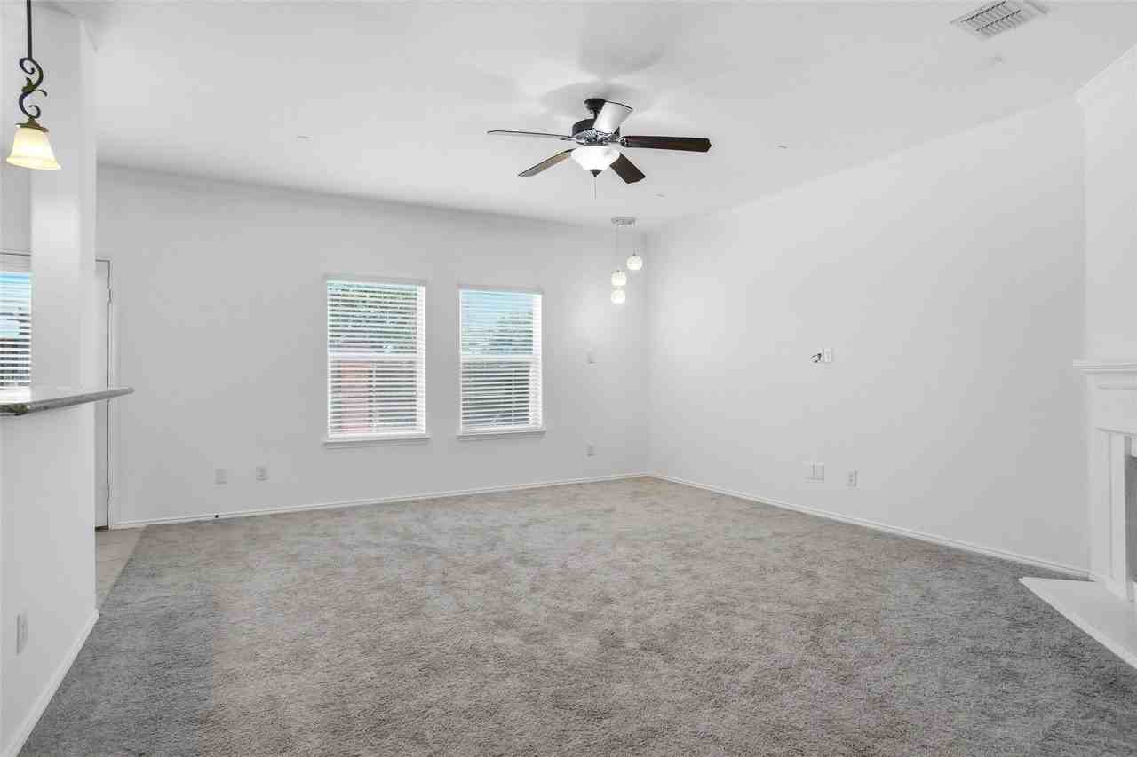 4717 Lathem Dr - Photo 3 of 15