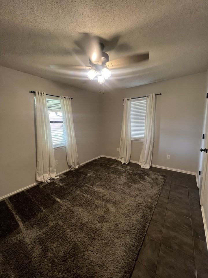 2036 Lisa Cir - Photo 5 of 11