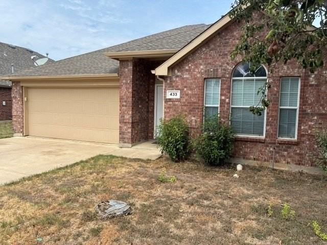 433 Angler Dr - Photo 2 of 14