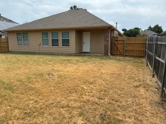 433 Angler Dr - Photo 3 of 14