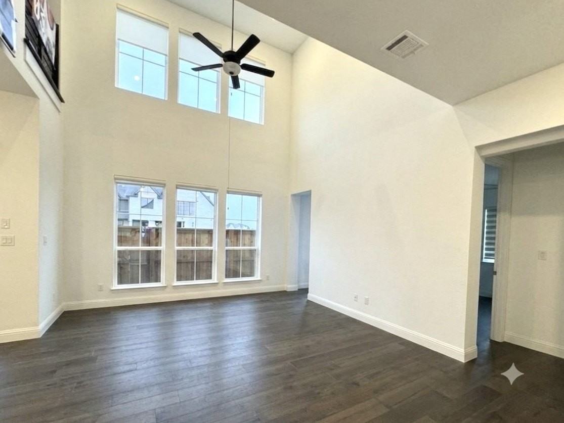 13918 Bohannon Dr - Photo 3 of 29