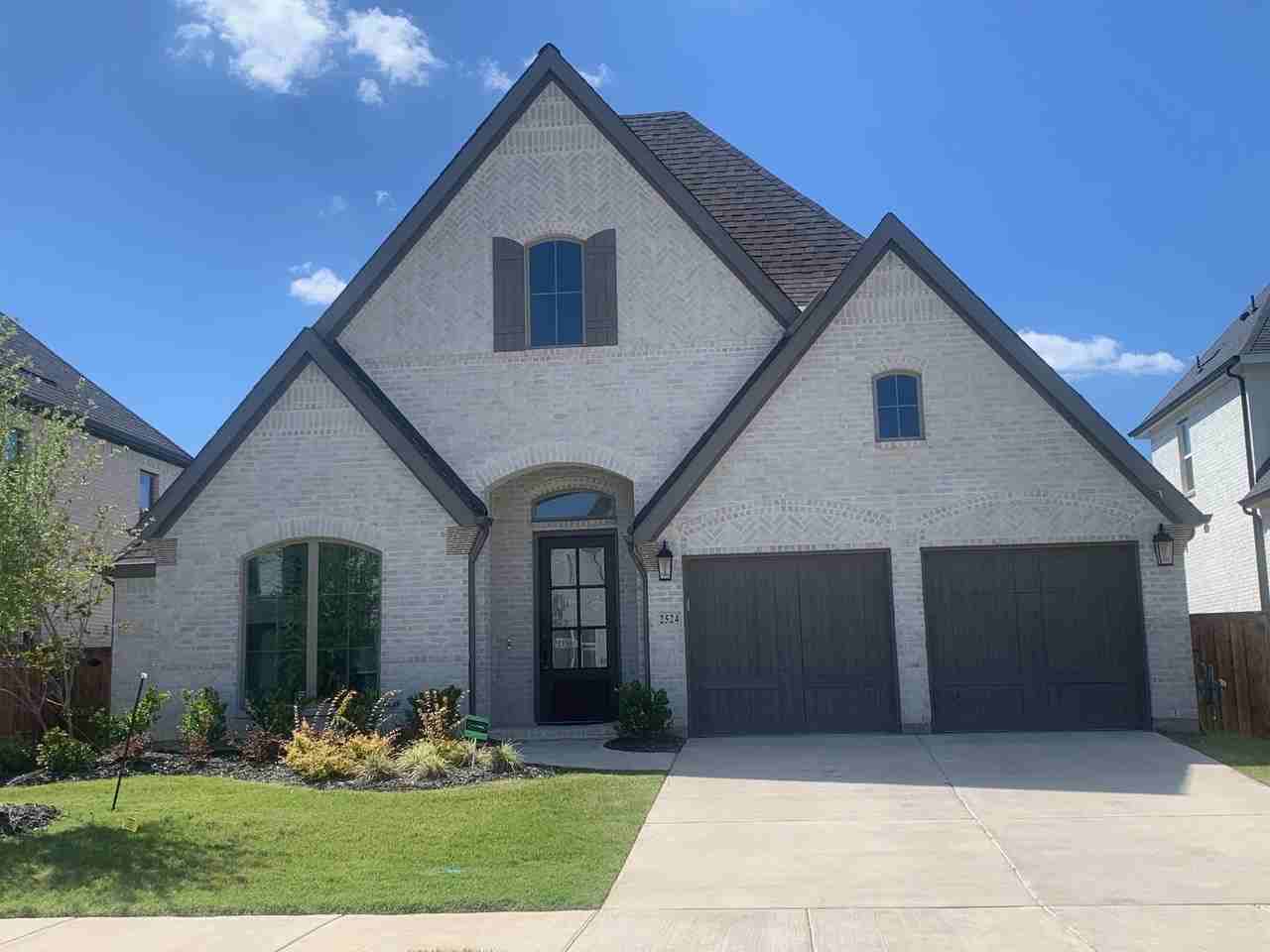 2524 Lafayette Dr - Photo 2 of 36