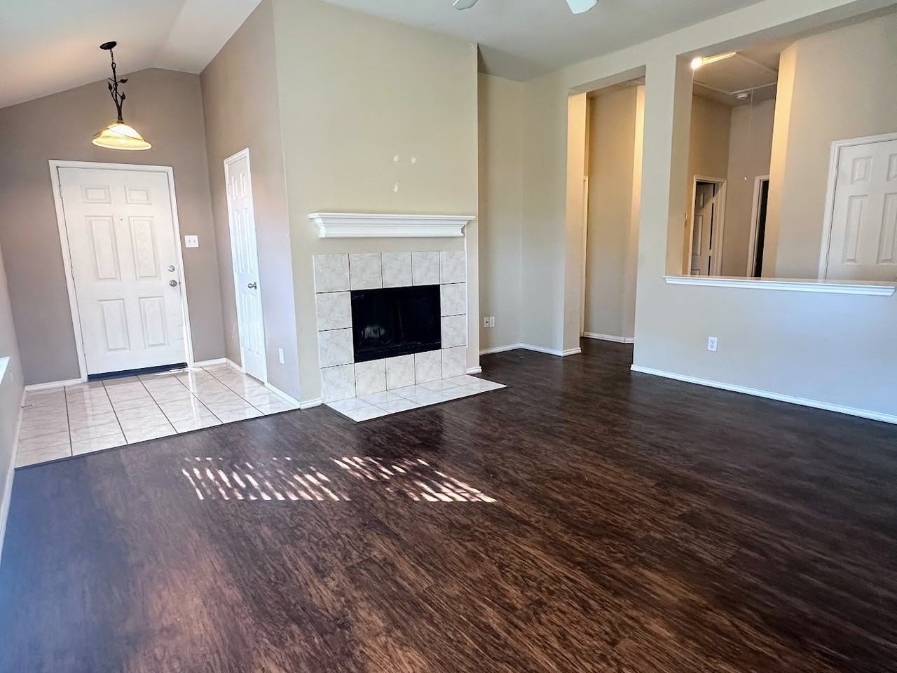 9220 Lenox Dr - Photo 5 of 23