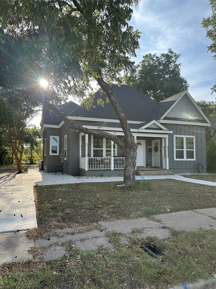 301 Ward St #B - Photo 2 of 24