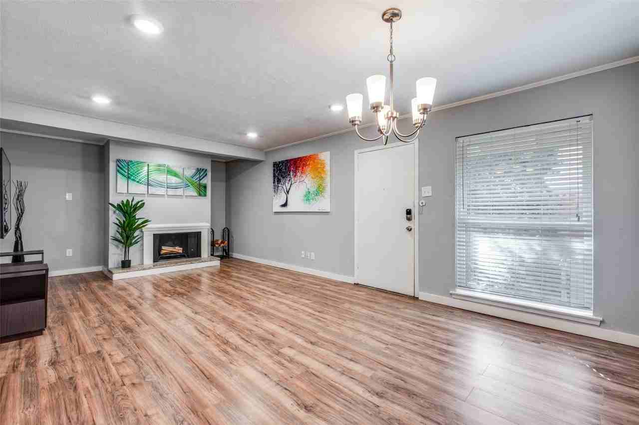 4317 Hartford St #214 - Photo 3 of 25