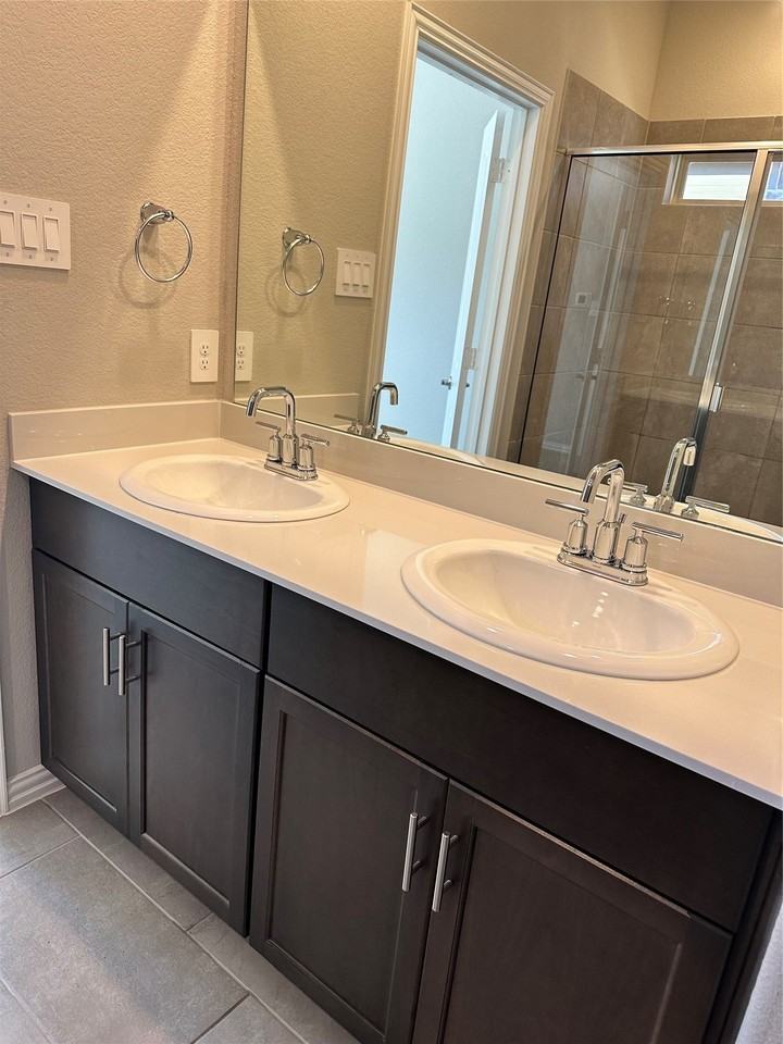 3305 Sedge Grass Dr - Photo 5 of 9