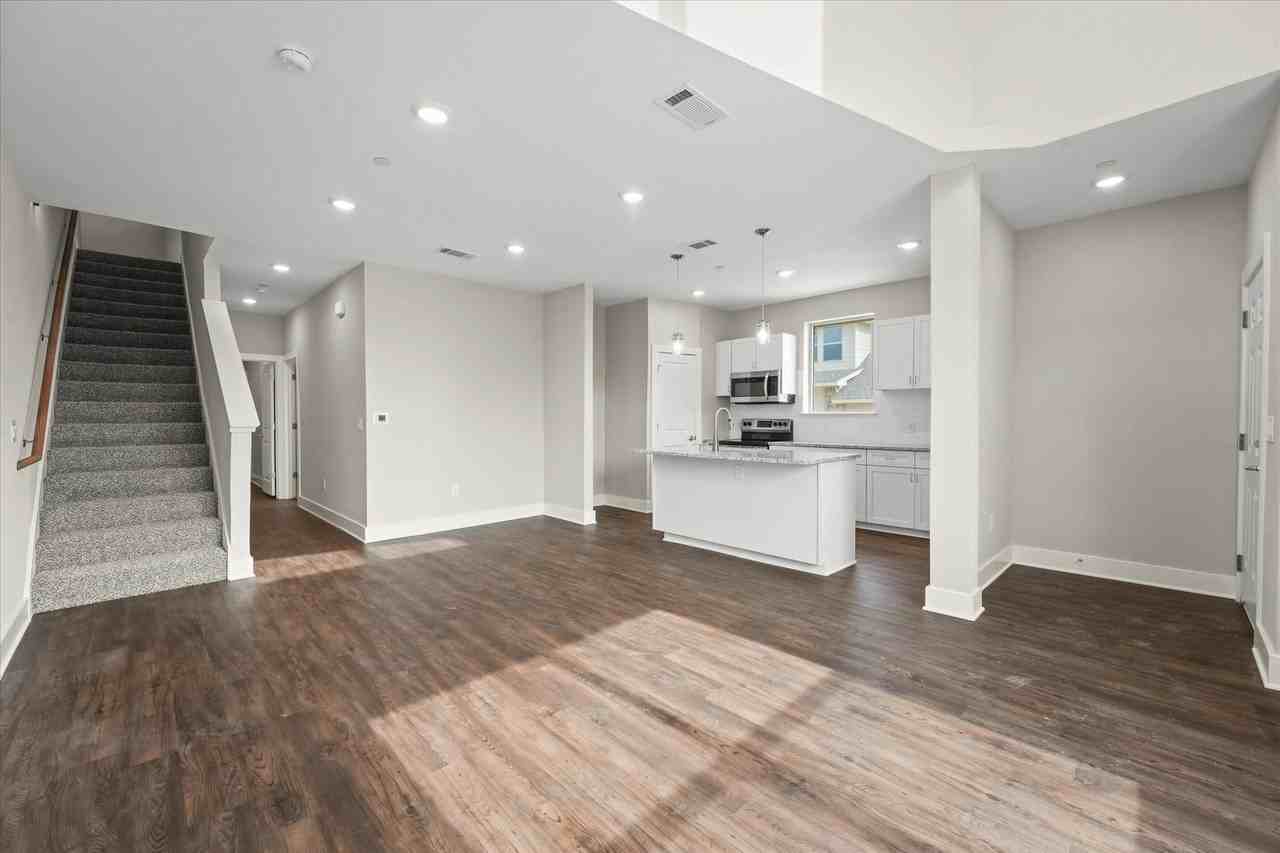 3620 Aaron Pl - Photo 4 of 25