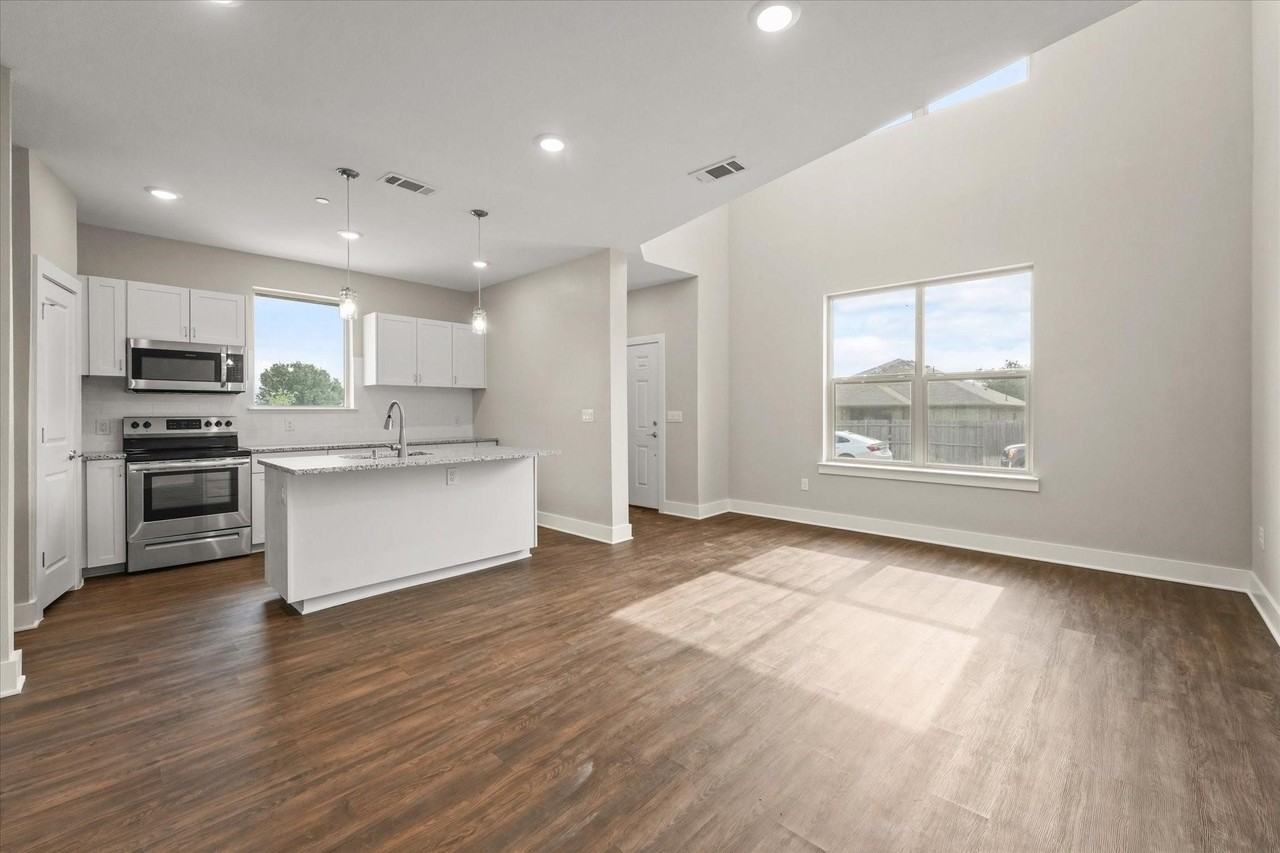3620 Aaron Pl - Photo 5 of 25