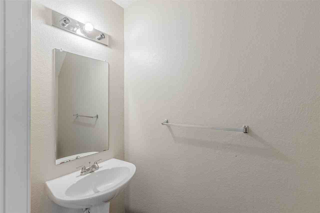 8749 Hunters Trl - Photo 7 of 27