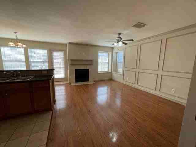 3933 Fernando Dr - Photo 5 of 31
