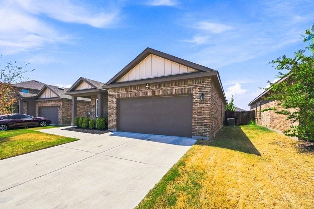 8405 Hawkview Dr - Photo 2 of 27
