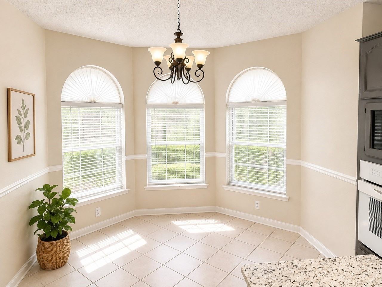 827 Cornell Ln - Photo 4 of 15