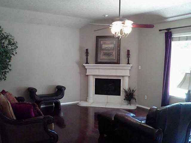 6525 Tearose Dr - Photo 7 of 17