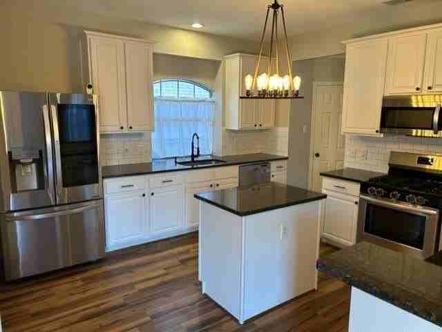 771 Whitman Pl - Photo 7 of 22