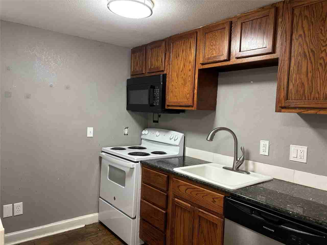 1340 E State Highway 276 - Photo 3 of 7