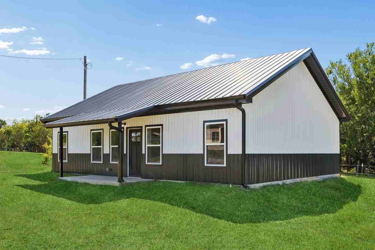 111 Mitchell Rd - Photo 6 of 19
