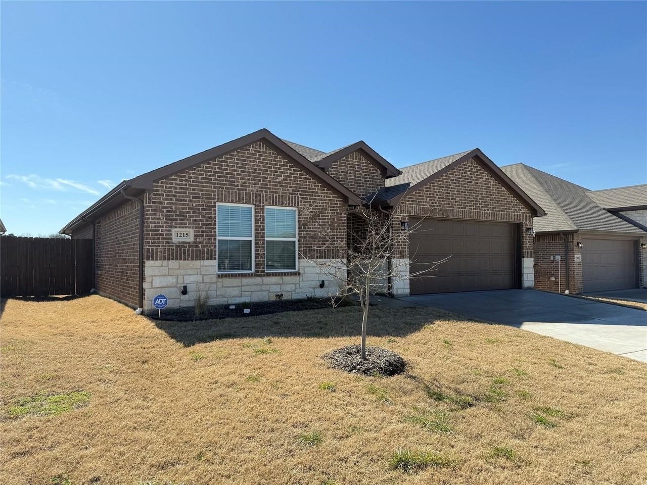 1215 Brad Kellar Dr - Photo 2 of 19