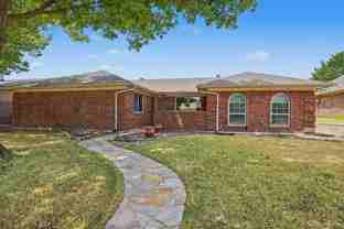 7321 Augusta Cir - Photo 1 of 1