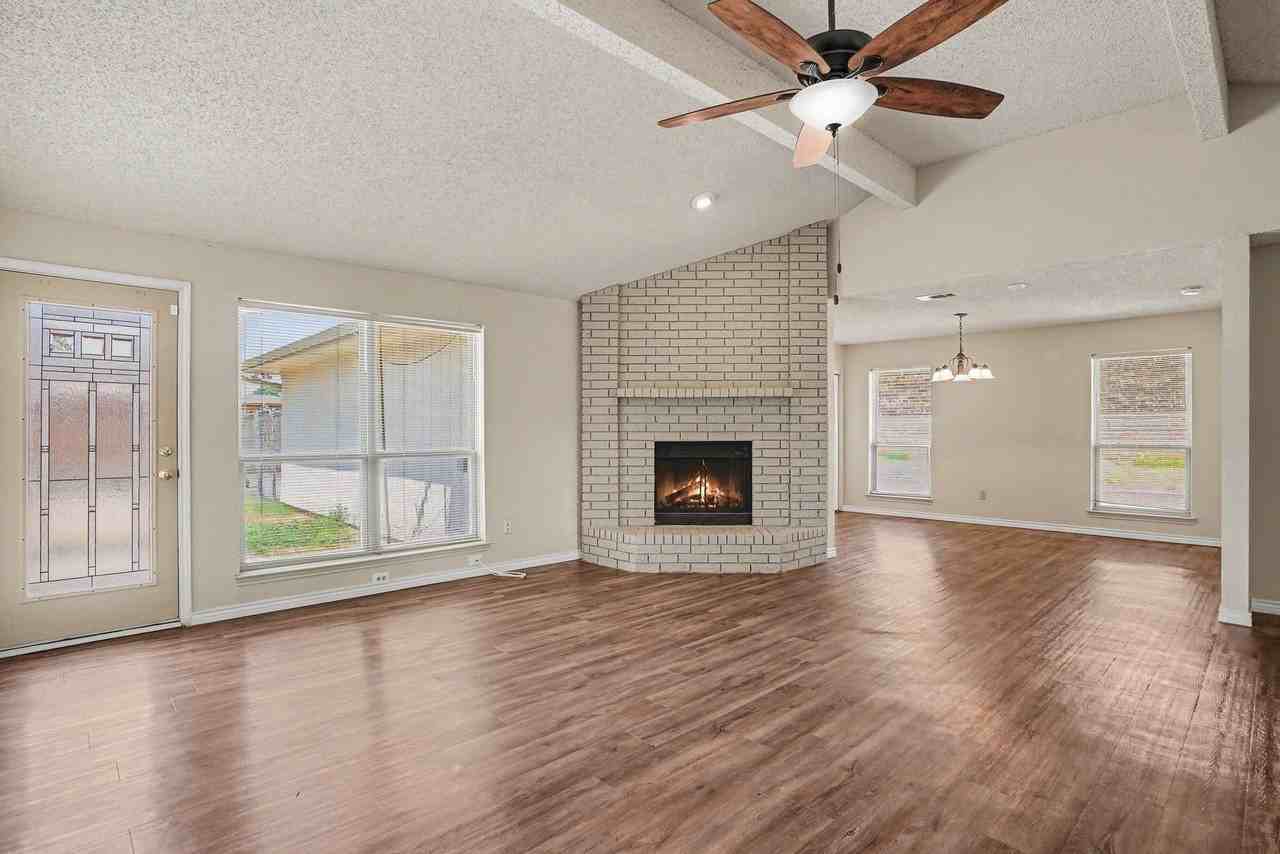 7321 Augusta Cir - Photo 5 of 27