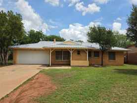 1685 N Willis St - Photo 1 of 1