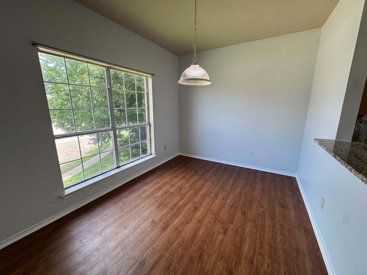813 Betty Ct #B - Photo 7 of 12