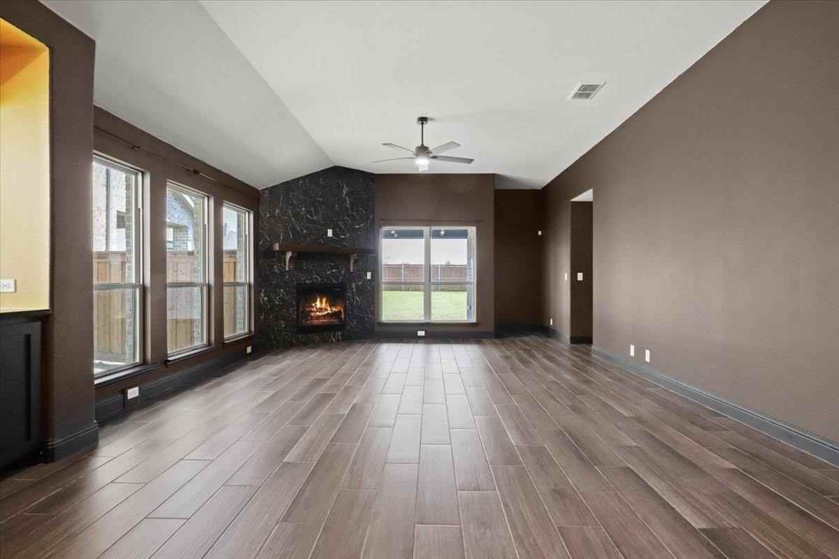 3005 Knoxbridge Rd - Photo 5 of 26