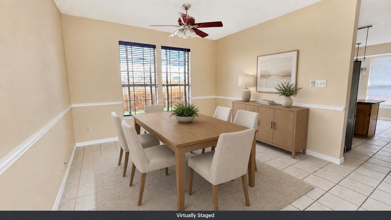 3704 Ballet Ct - Photo 3 of 31
