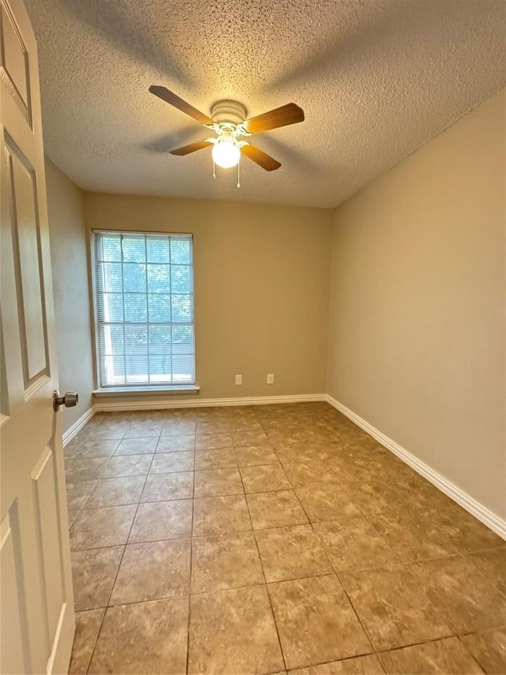 3100 Medina St #3106 - Photo 7 of 13