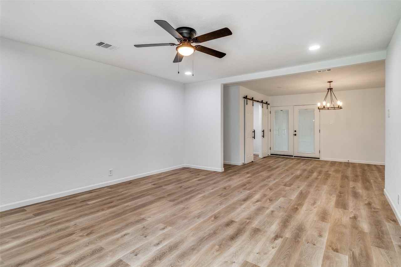 1208 N Grant Dr - Photo 4 of 25