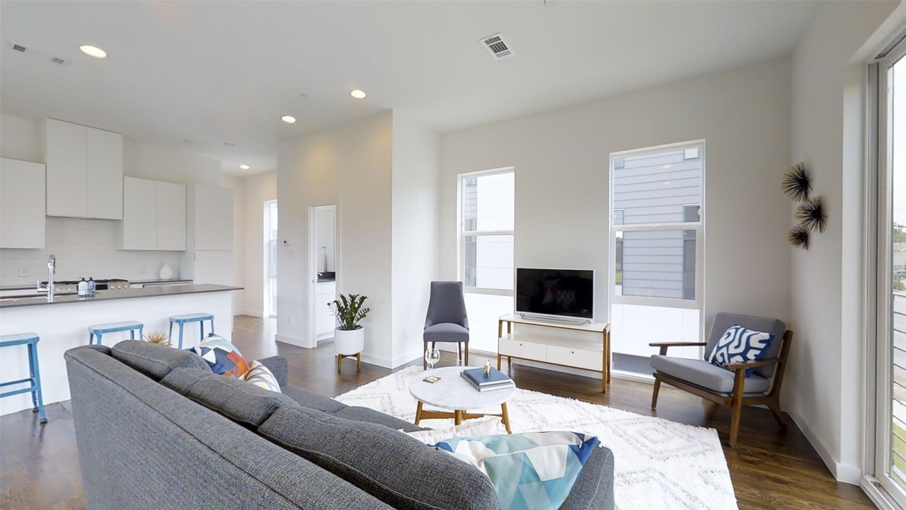 4905 Live Oak St #C - Photo 5 of 19