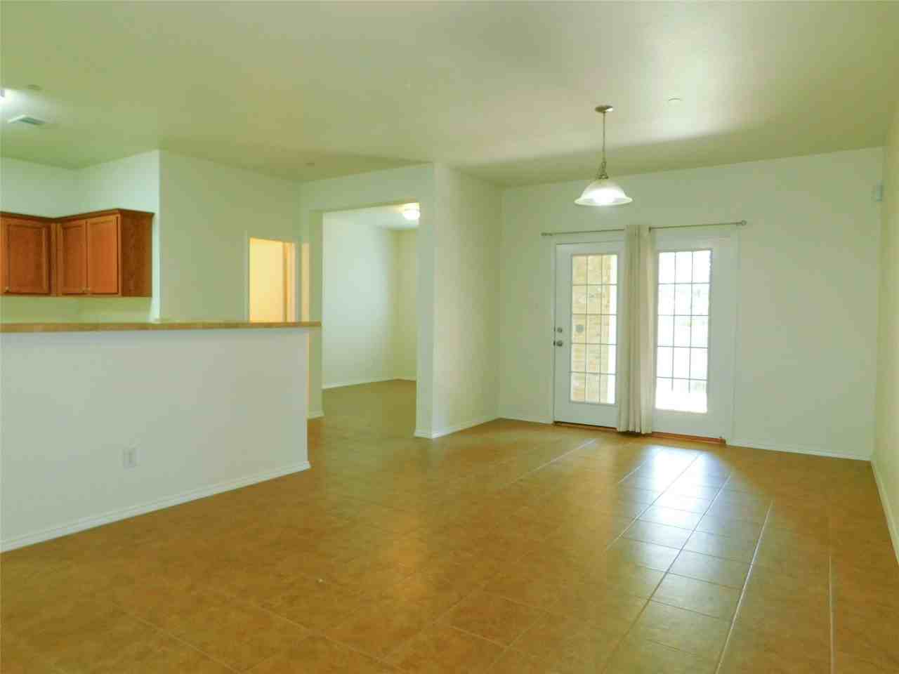 5932 Lost Valley Dr - Photo 7 of 30