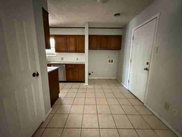 7 Crossroads Dr - Photo 7 of 17