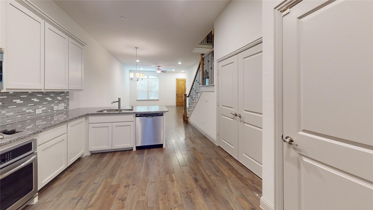 2401B Cort Dr - Photo 6 of 23