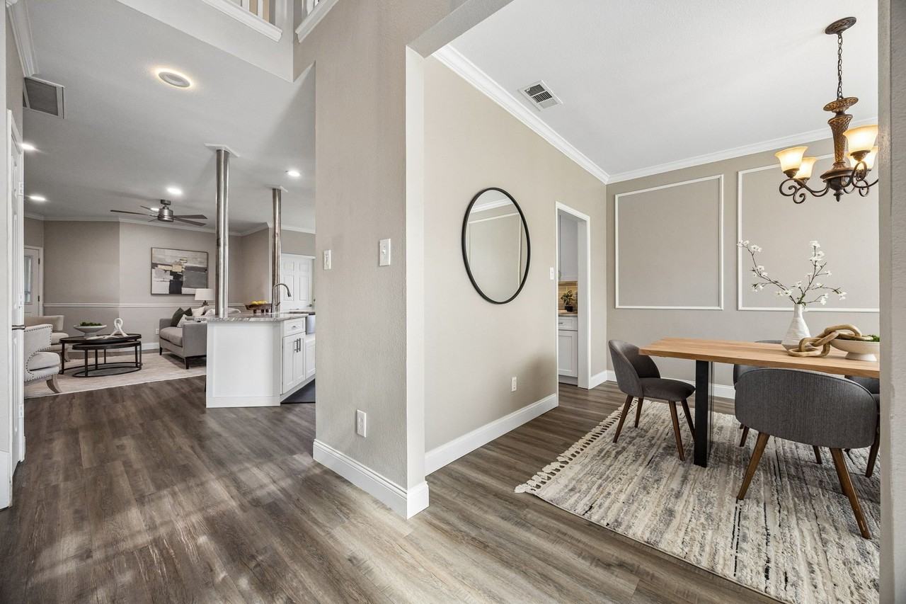 804 Summit Pointe - Photo 3 of 28