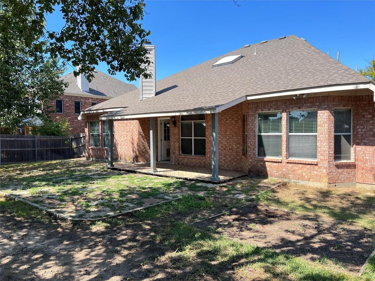 429 N Waterford Oaks Dr - Photo 2 of 27