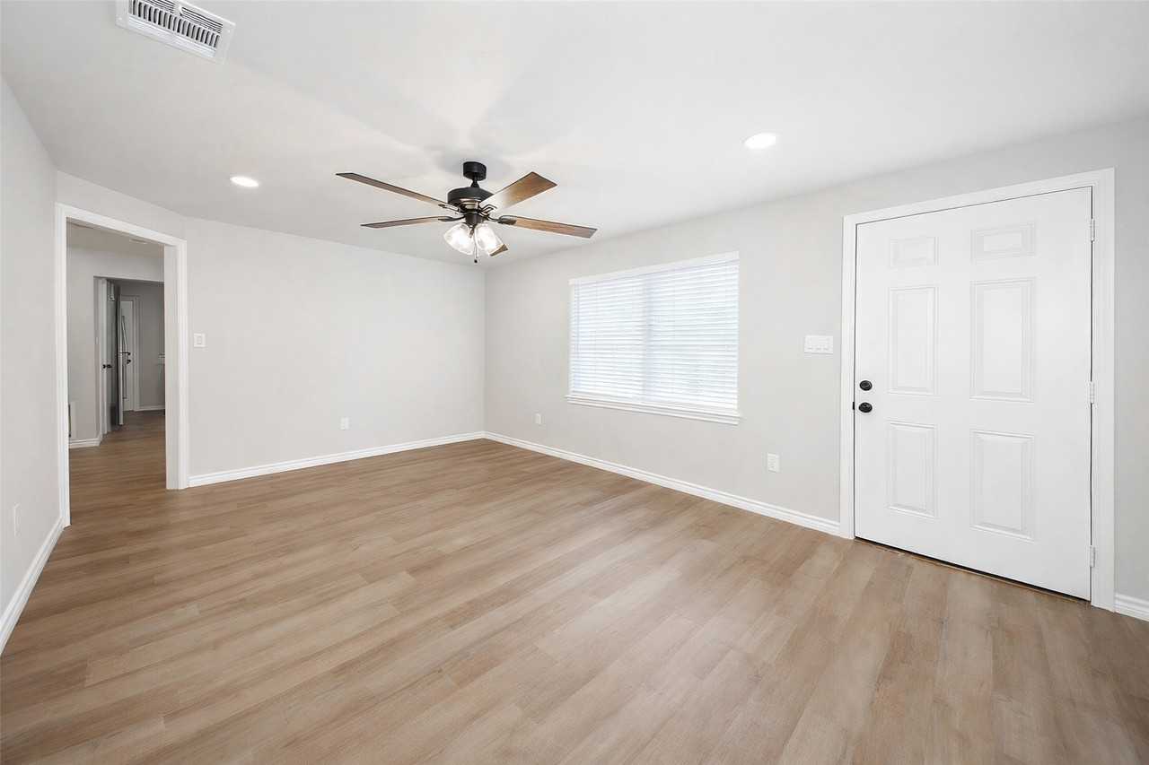 1119 Salt Creek Rd - Photo 7 of 27
