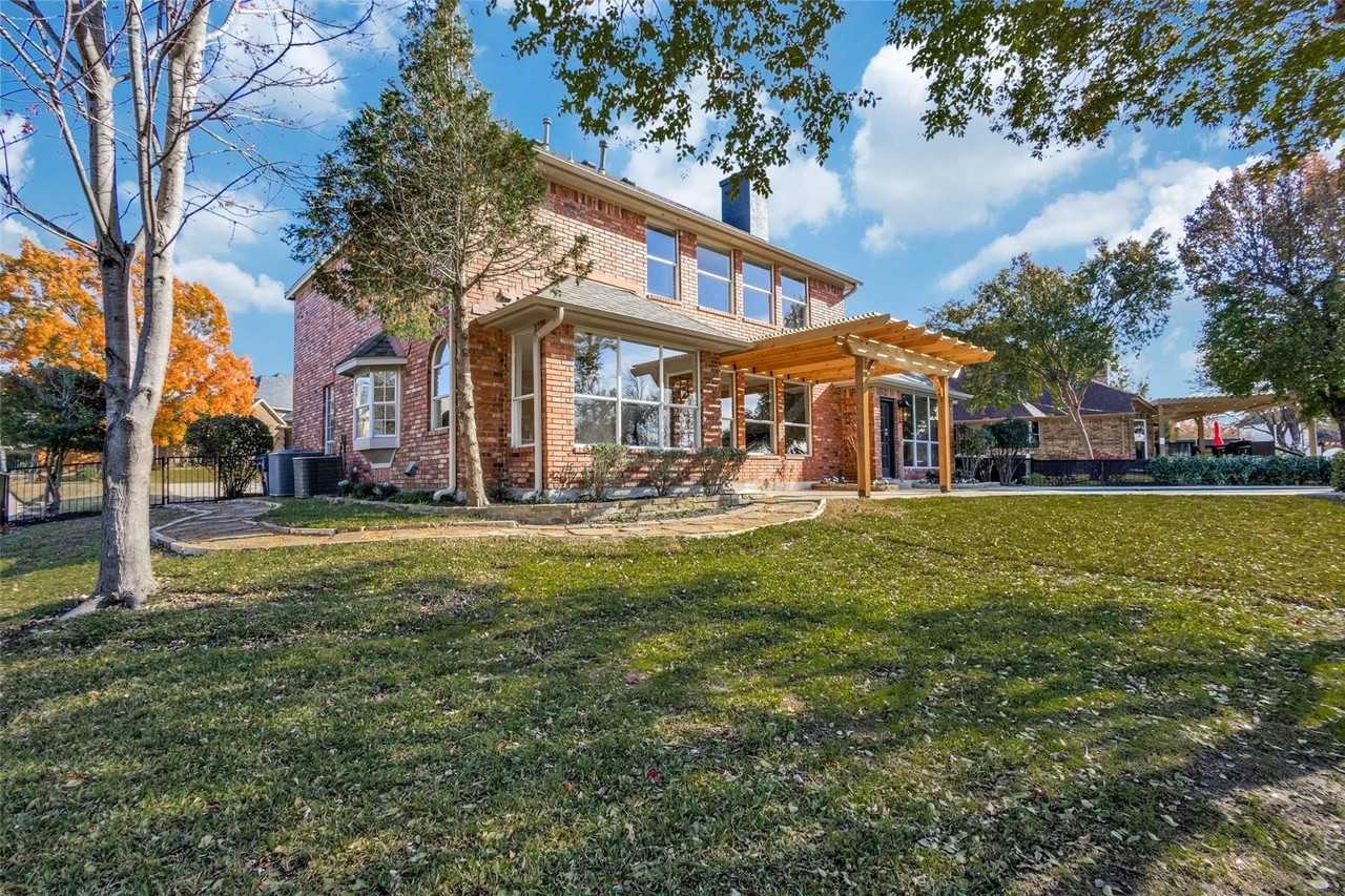 2822 Roundrock - Photo 6 of 28
