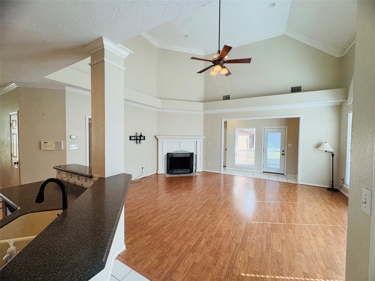 3116 Oak Dr - Photo 6 of 27