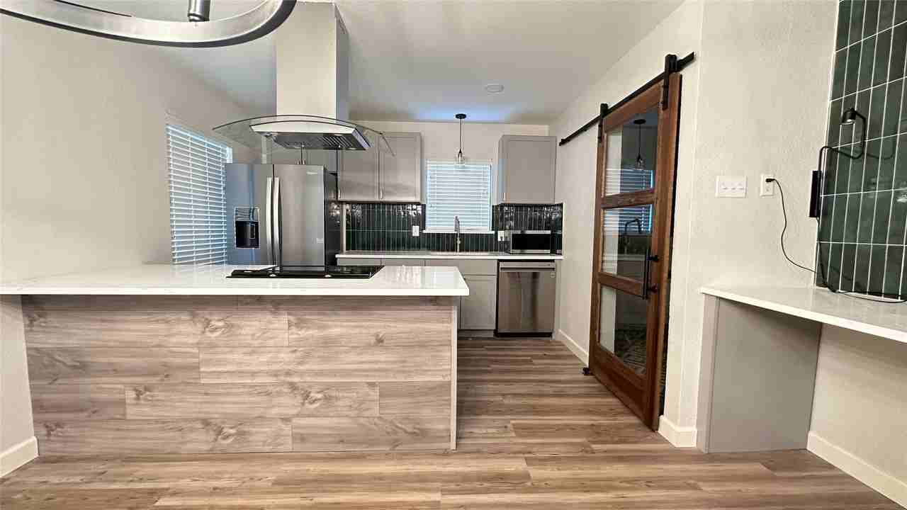 1237 Winterwood Dr - Photo 6 of 21