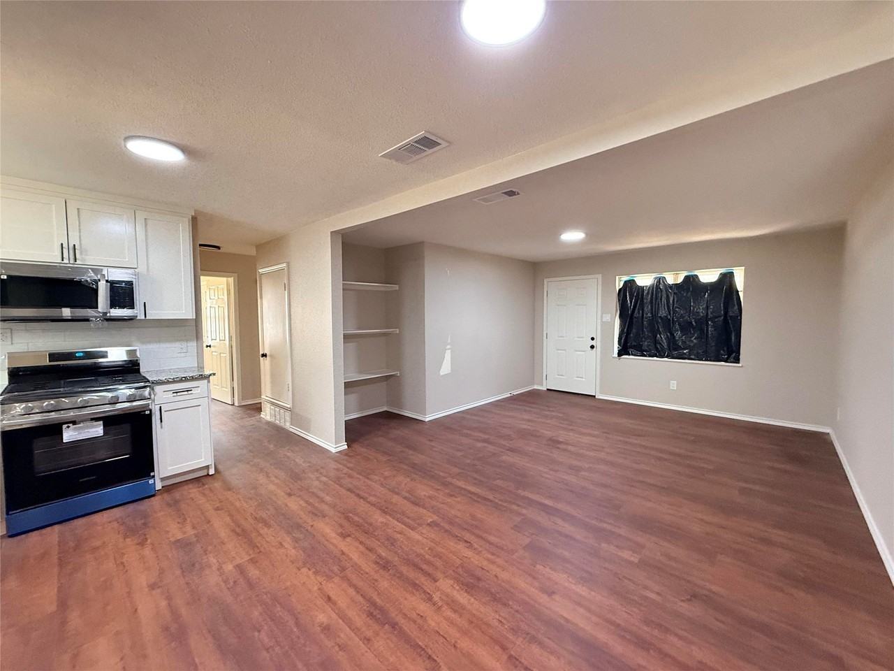 4026 Dixon Cir - Photo 7 of 24