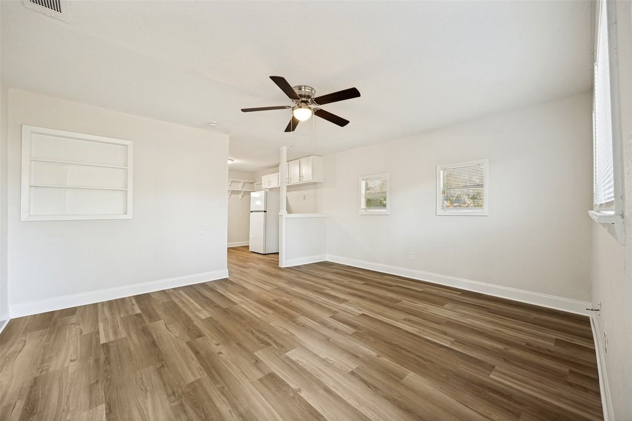 1541 Briarcliff Rd - Photo 6 of 12