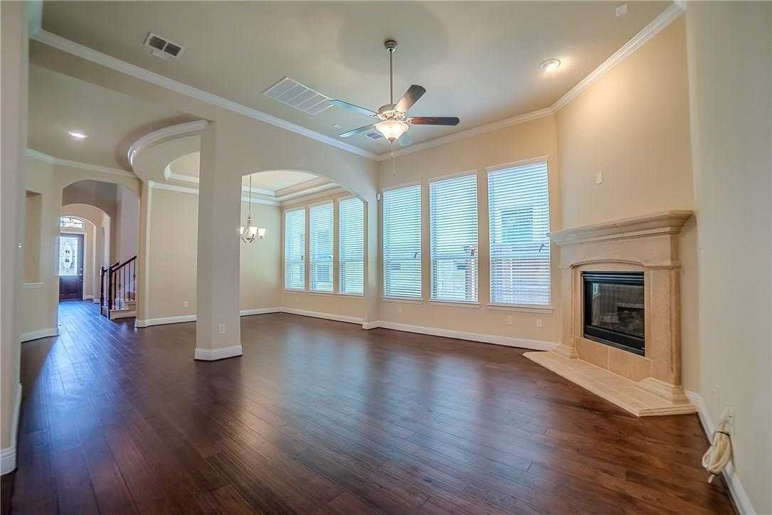 7124 Isle Royal Ln - Photo 3 of 17