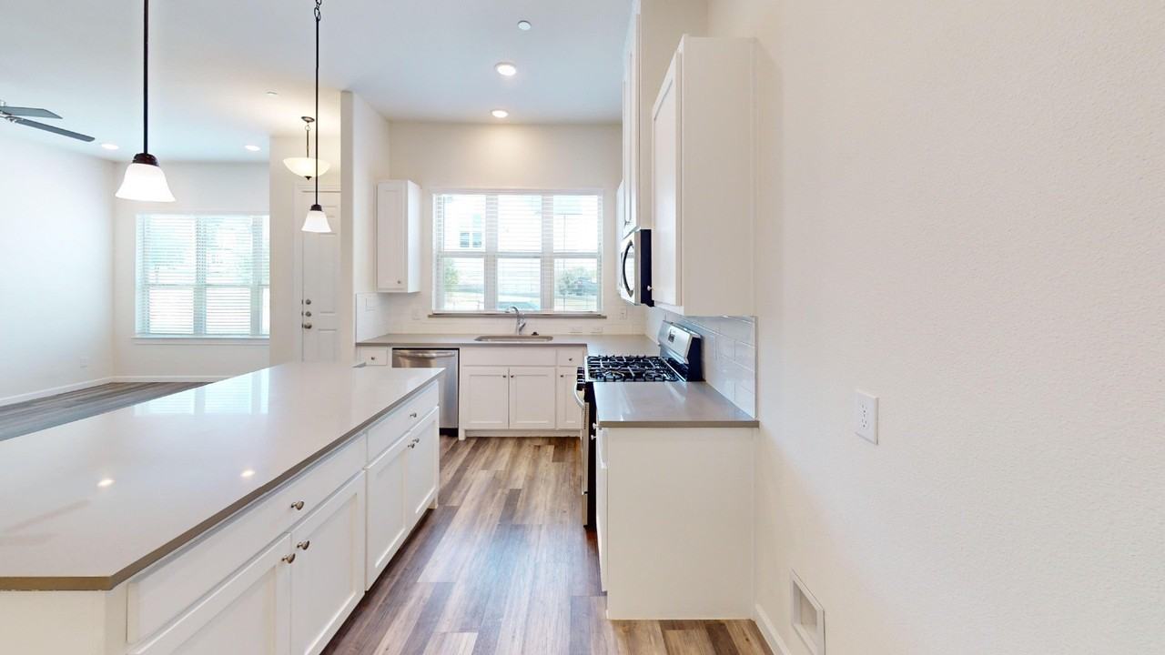 16072 Doe Lake Dr - Photo 5 of 16